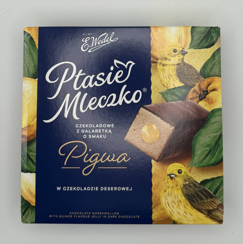 E. Wedel Ptasie Mleczko Pigwa box – chocolate marshmallows with quince jelly in dark chocolate.