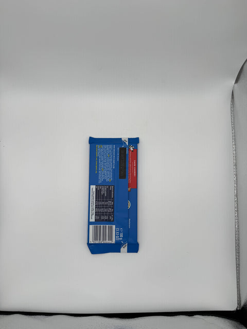 E. Wedel Dark Cherry chocolate bar – back packaging with ingredients and nutrition label”